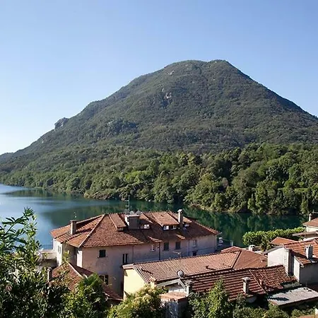 La Sosta Sul Lago *